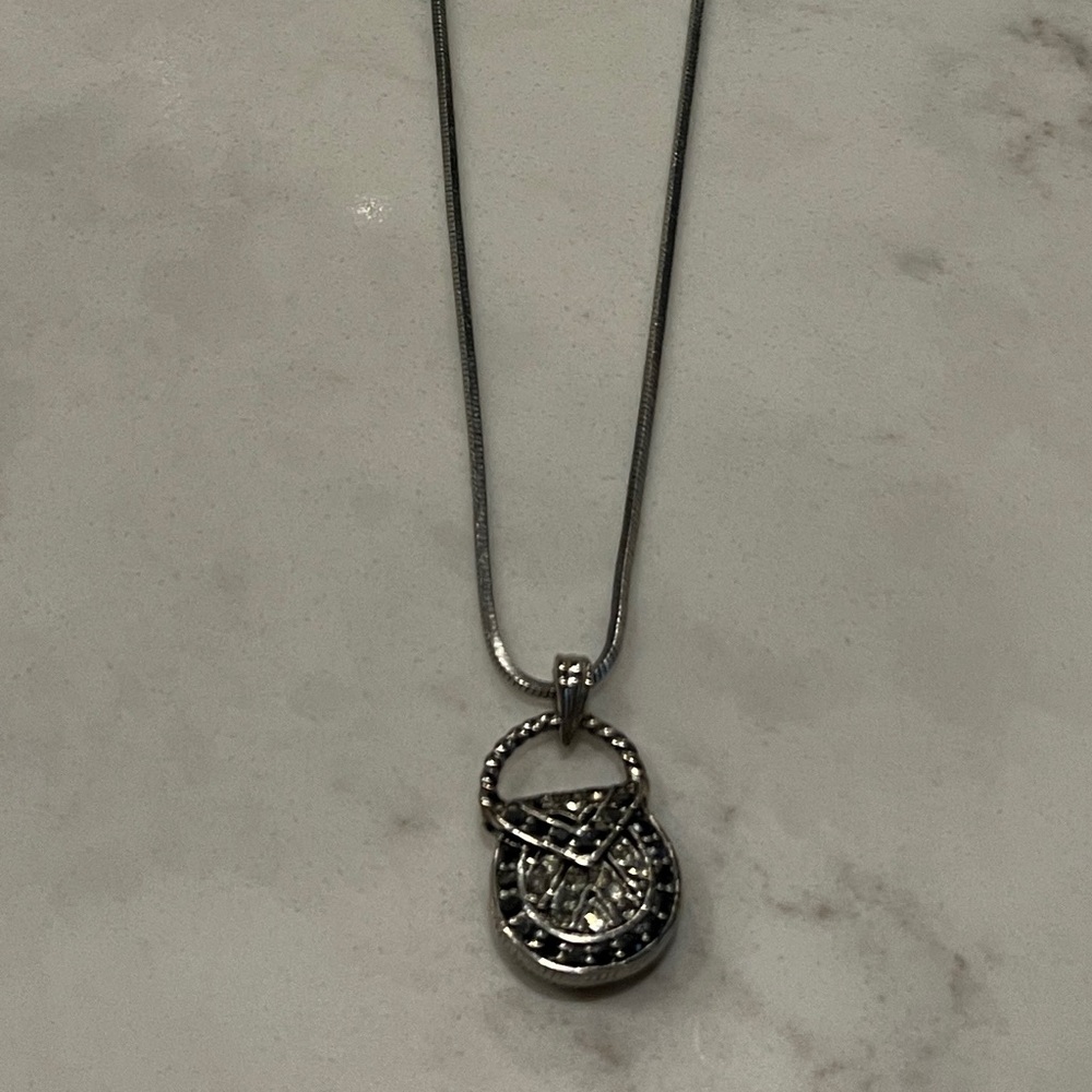 Cookie Lee Women’s Neckless